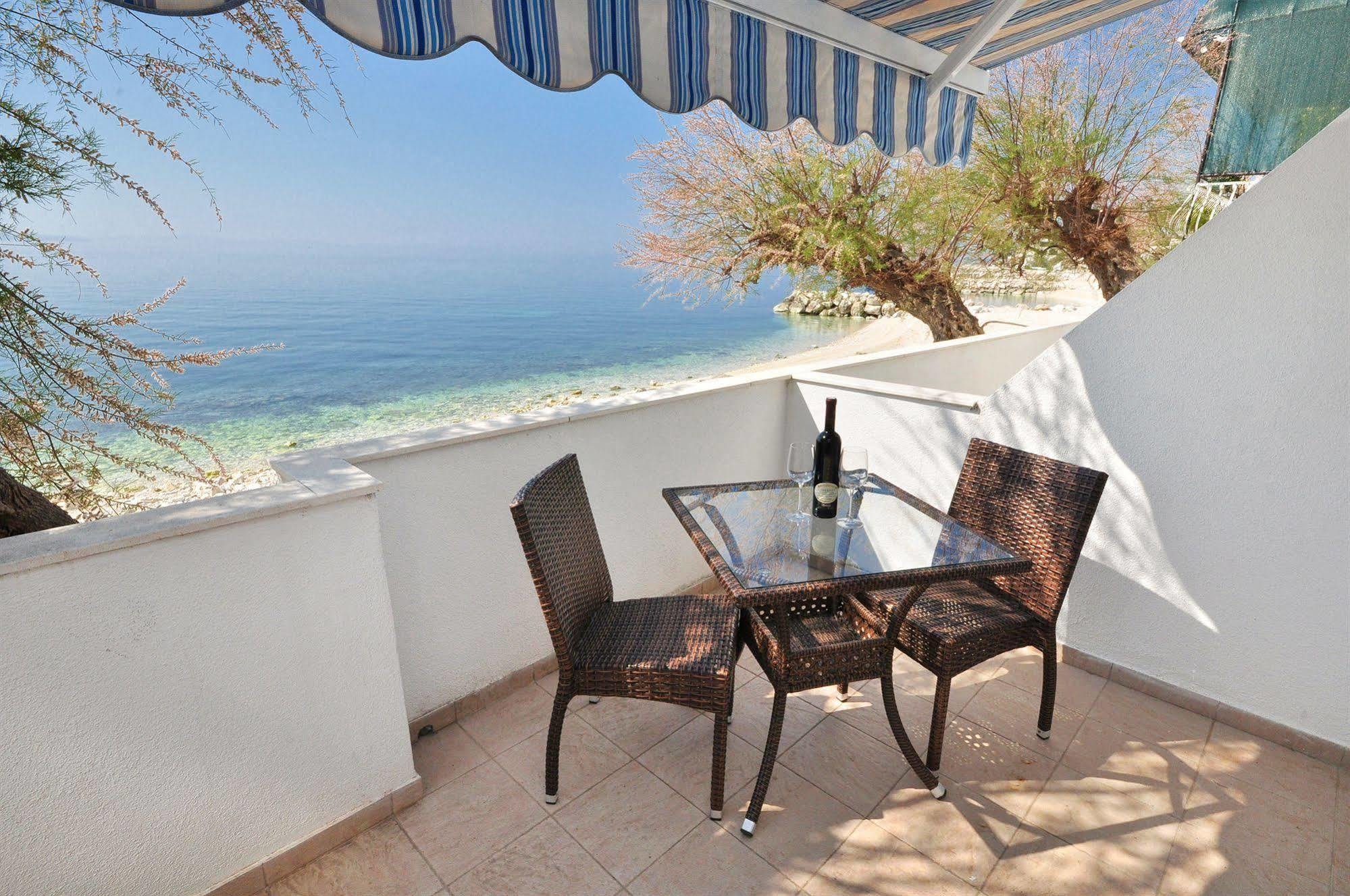 Apartments Zanic On The Beach Podstrana Ngoại thất bức ảnh